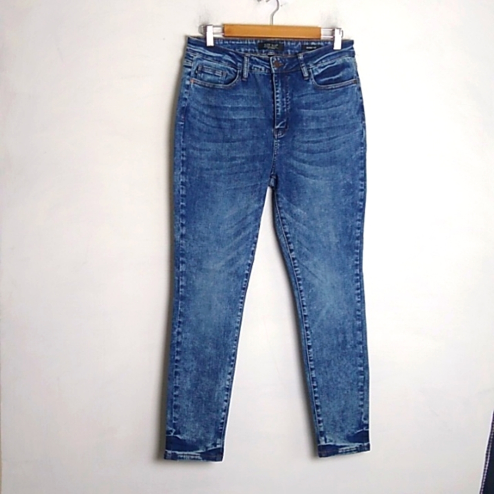 Judy Blue Jeans Skinny Fit High Rise size 11/30 style JB88158 NWOT stretchy
